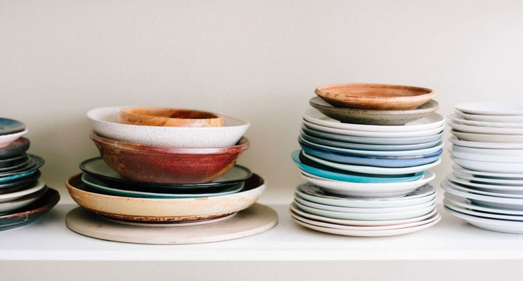 The Pursuit Of Happiness (Part 1: The 3 Initial Key Secrets To Happiness) 5 Busy Lives Leads To Plates Piling Up